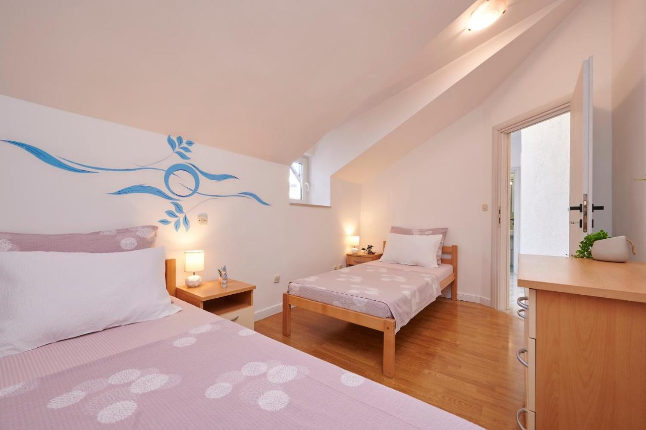 Apartment Ana-Marija Trogir Eksteriør bilde